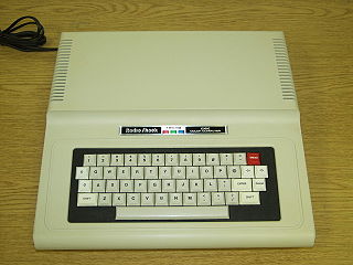 trs-80_color_computer_1-white_case.jpg