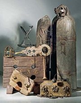Iron maiden (torture device): Facts, Discussion Forum, and ...